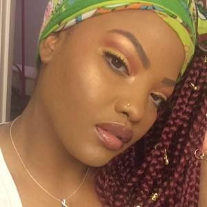 Meet your Posher, Jasmine